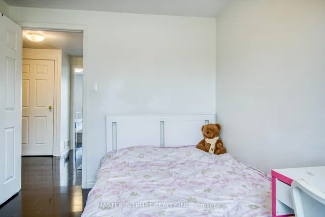 Additional property image - 129 Huntingdale Blvd
