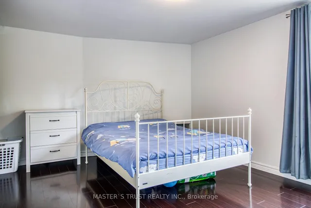 Additional property image - 129 Huntingdale Blvd