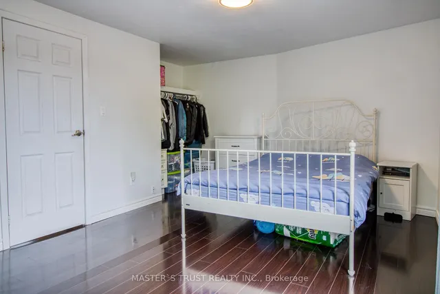 Additional property image - 129 Huntingdale Blvd