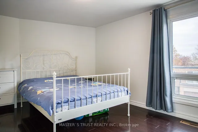 Additional property image - 129 Huntingdale Blvd