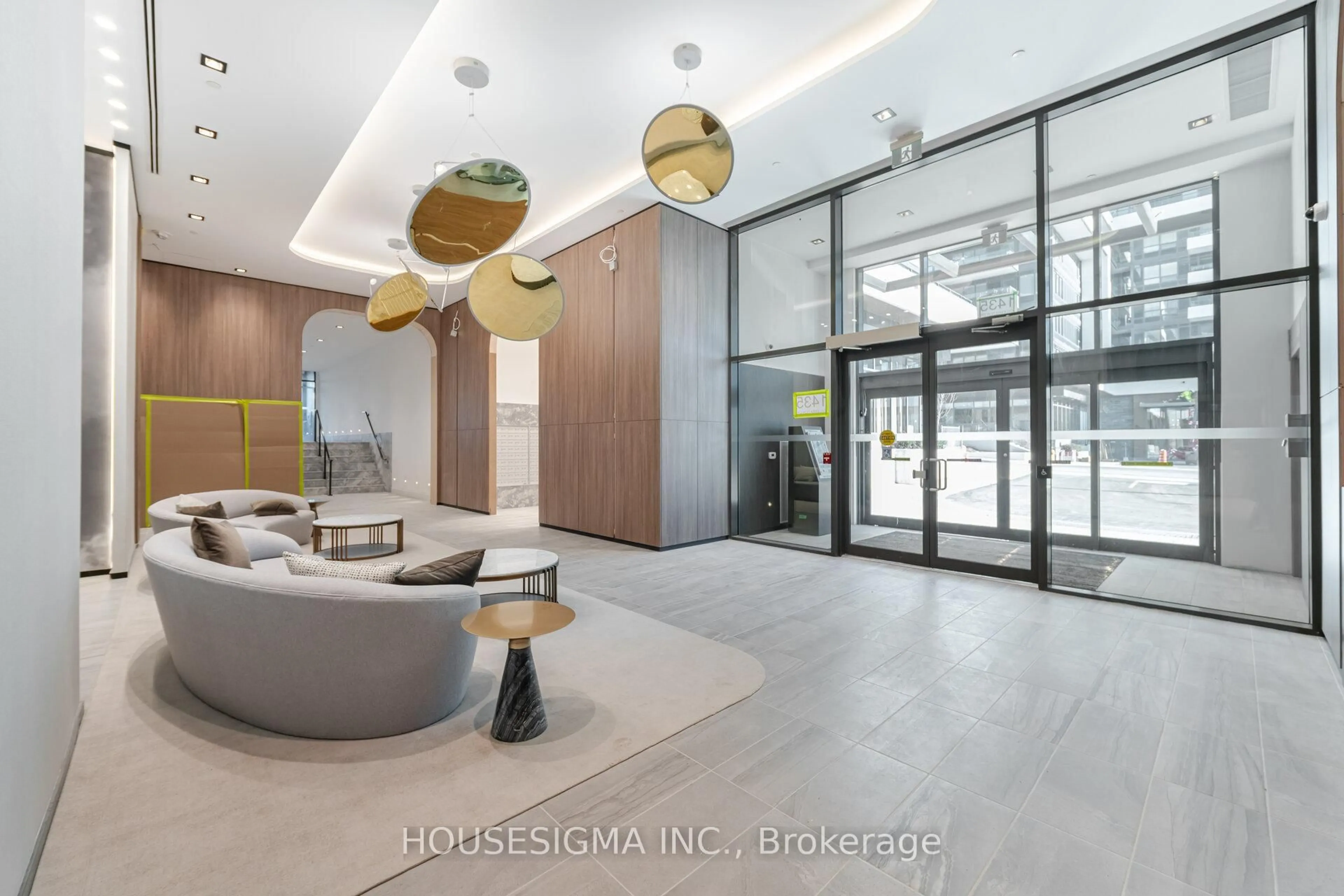Lobby for 1435 Celebration Dr #2012, Pickering Ontario L1W 0C4