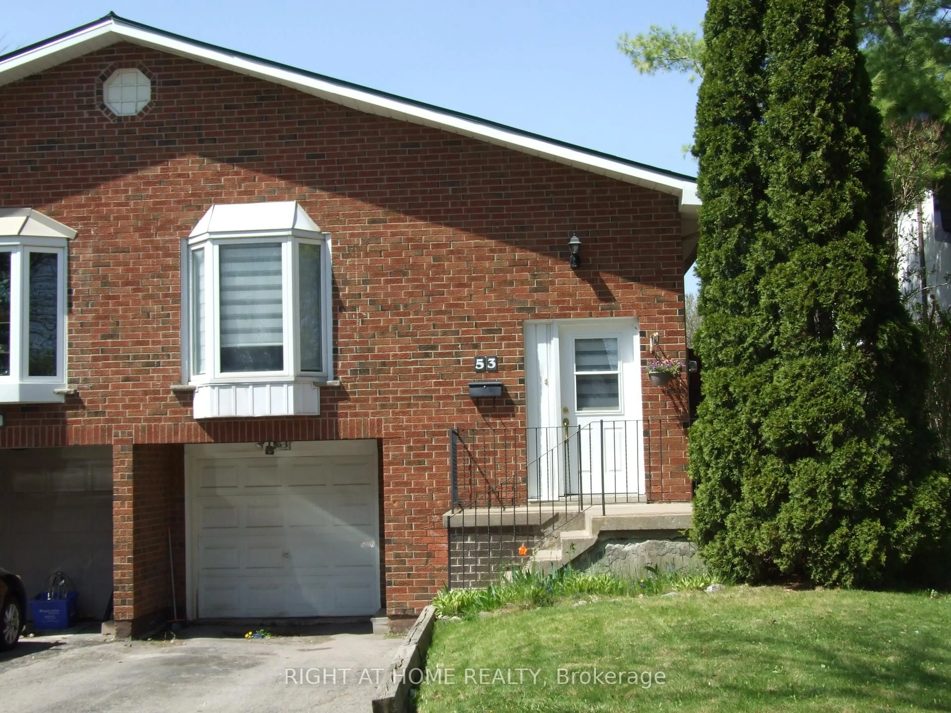 Home with brick exterior material, street for 53 Renfield Cres, Whitby Ontario L1P 1B2