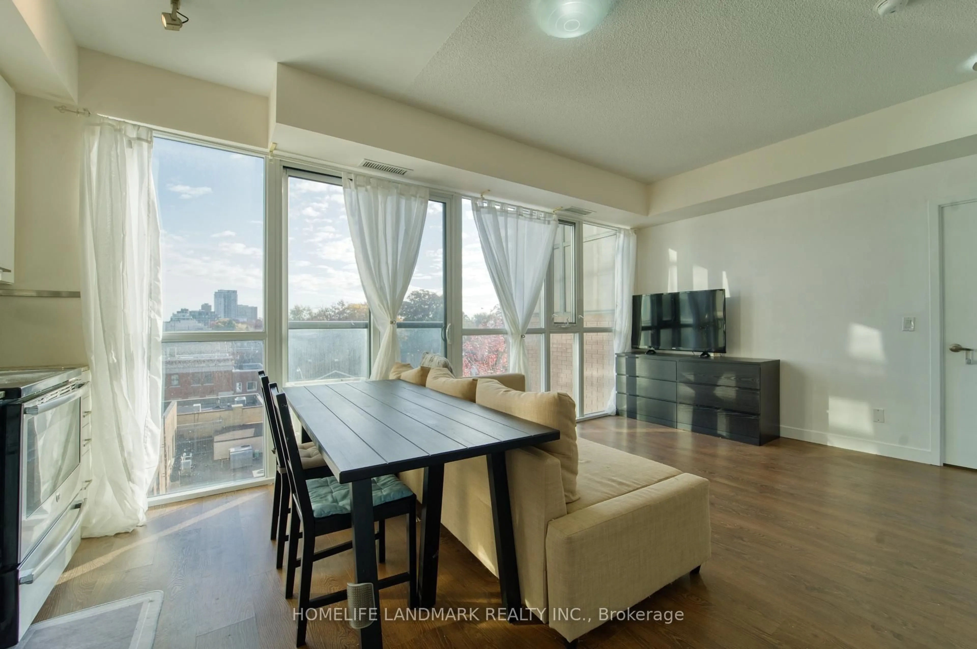 Unknown for 2055 Danforth Ave #509, Toronto Ontario M4C 1J8