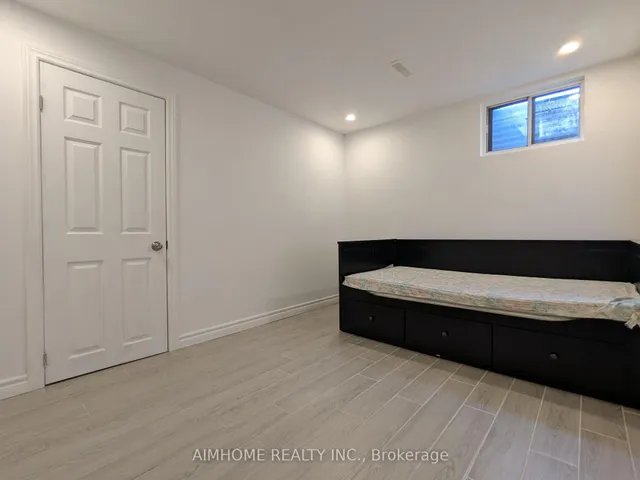Additional property image - 3081 Bridletowne Circ