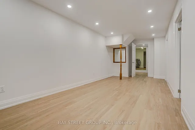 Additional property image - 35 Belinda Sq