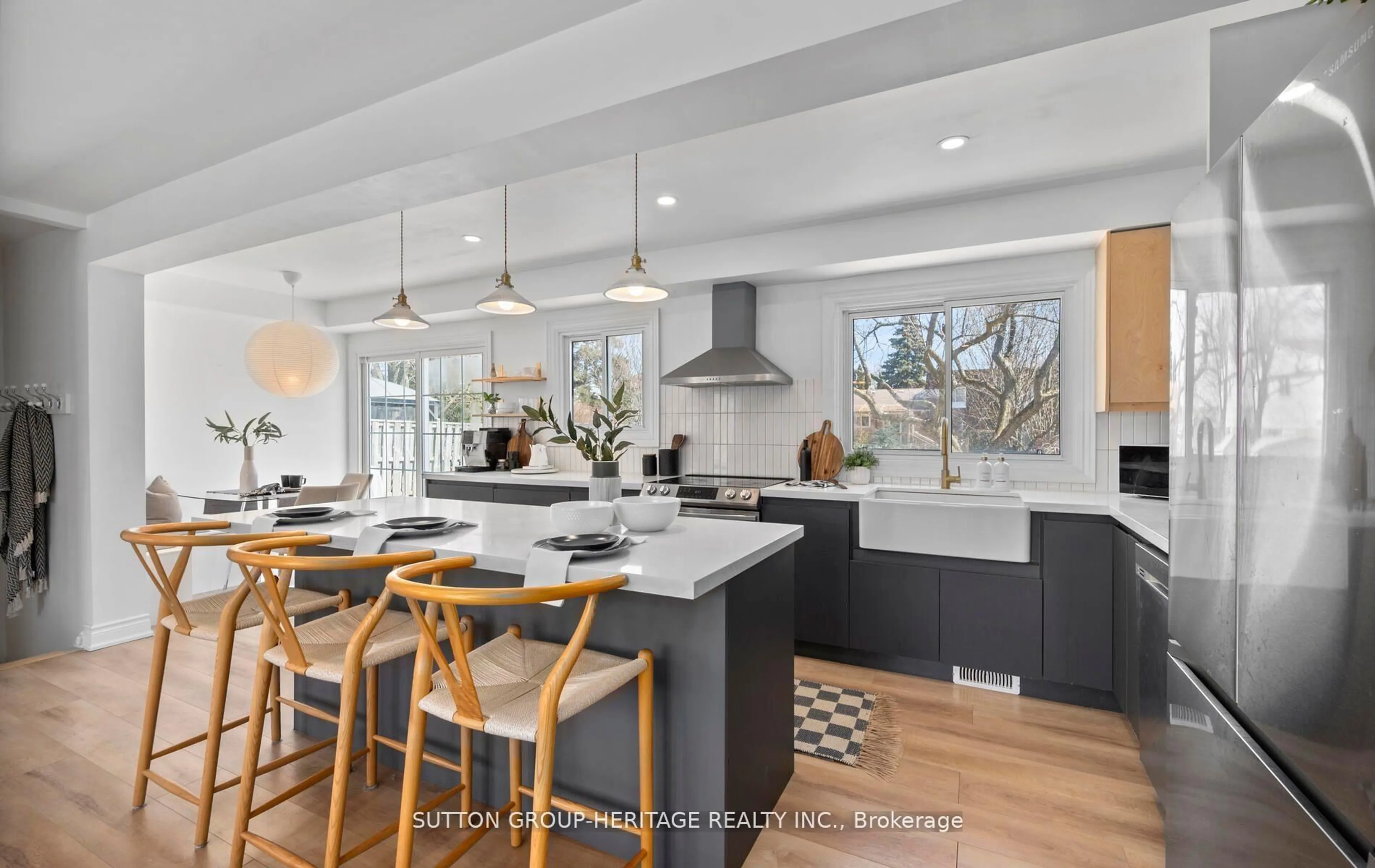Open concept kitchen, unknown for 23 Agate Rd, Ajax Ontario L1S 3J7