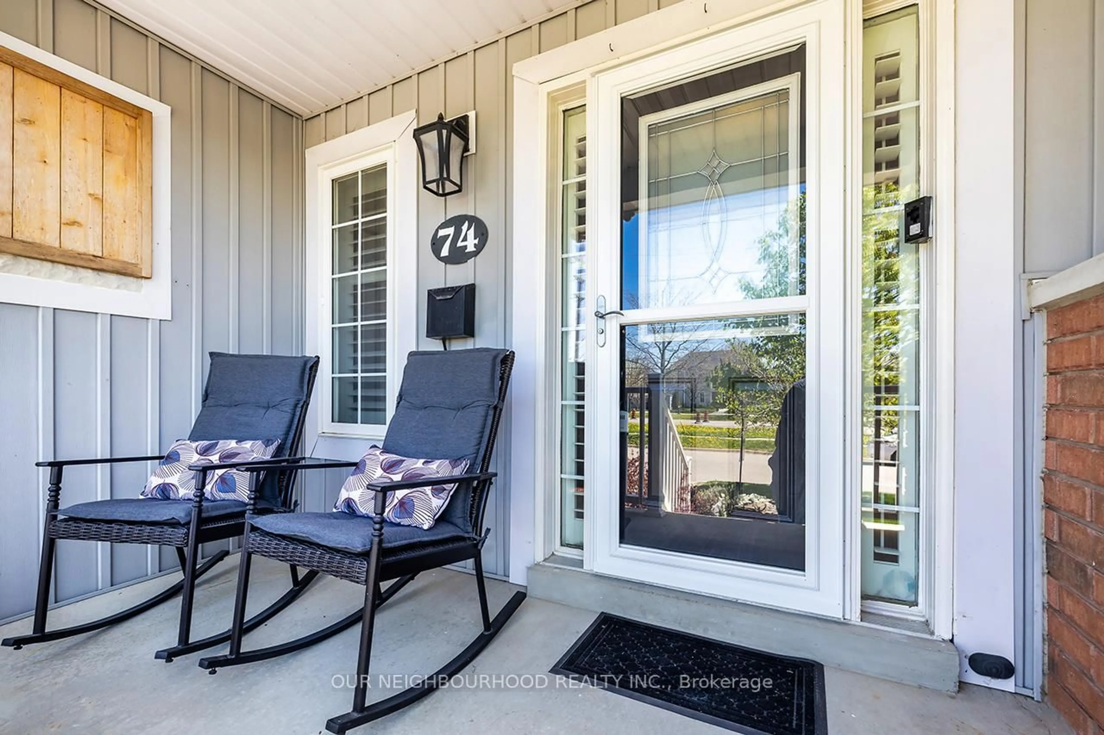Unknown for 74 Shrewsbury Dr, Whitby Ontario L1M 0C7