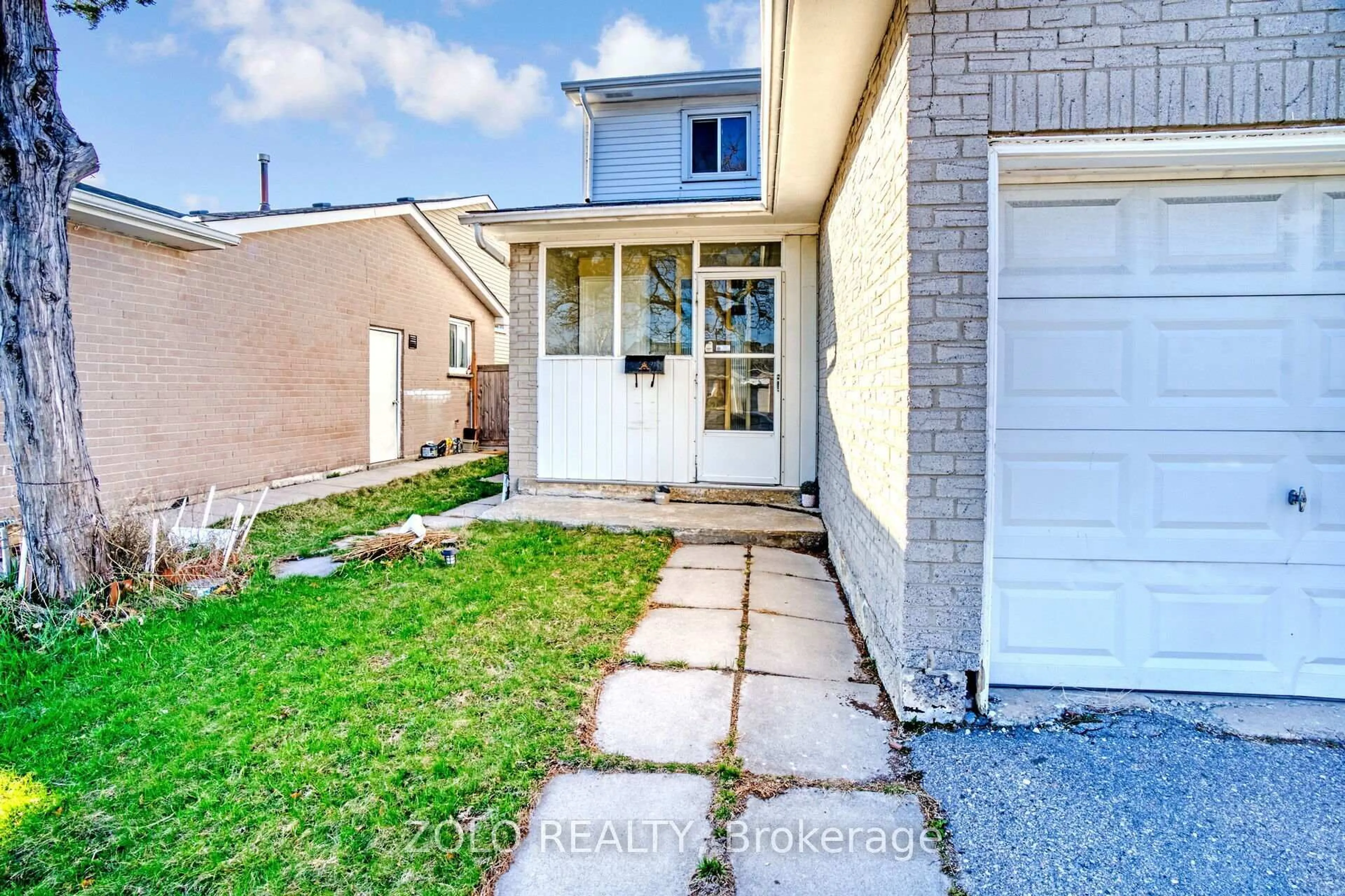 Unknown for 136 Goldhawk Tr, Toronto Ontario M1V 1W5