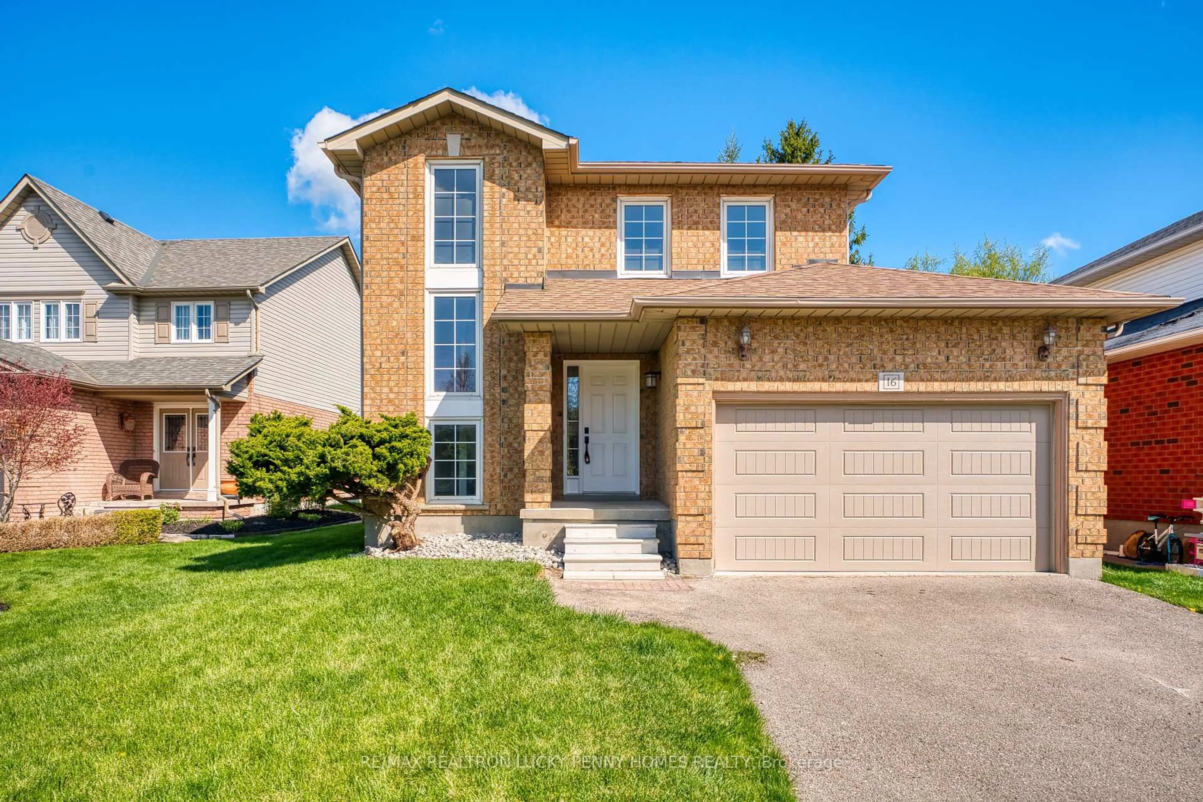 Home with brick exterior material, street for 16 WABBOKISH Crt, Clarington Ontario L1E 2X6