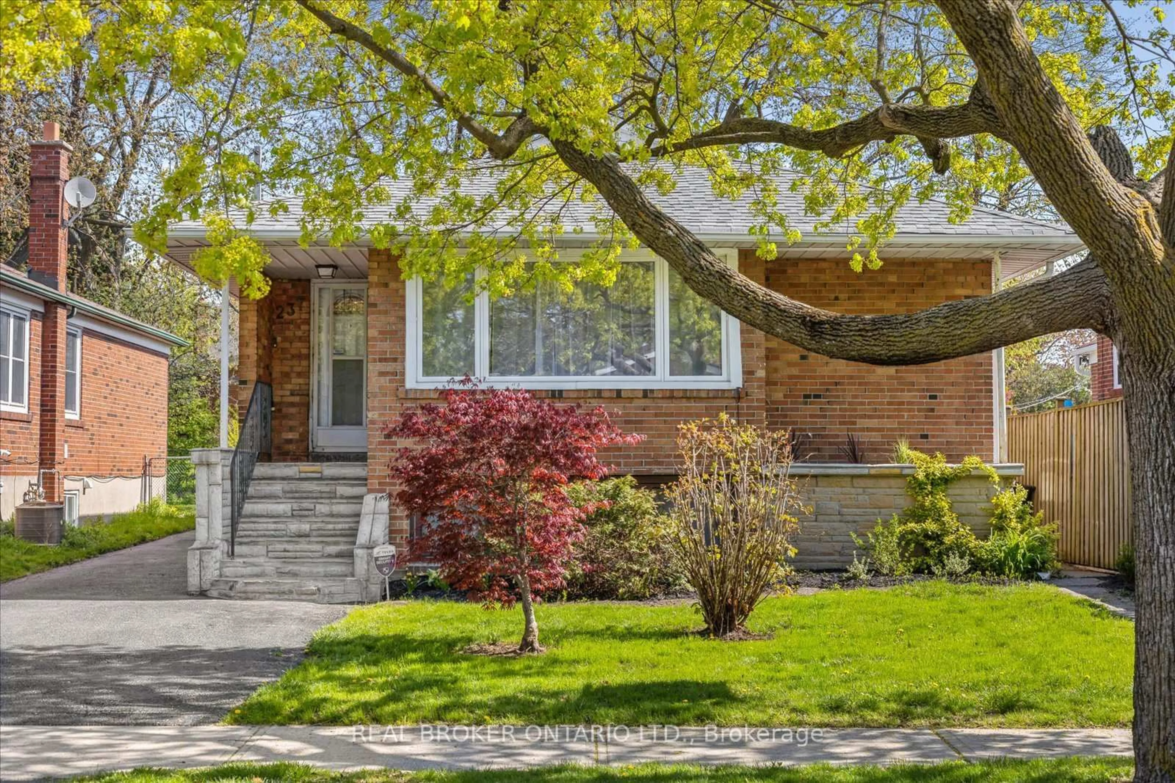 Home with brick exterior material, street for 237 Chine Dr, Toronto Ontario M1M 2L6