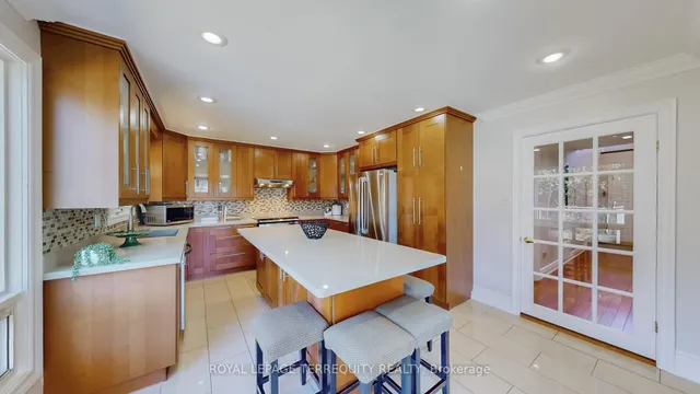Additional property image - 8 Ashall Blvd
