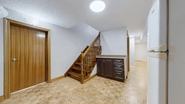 Additional property image - 8 Ashall Blvd