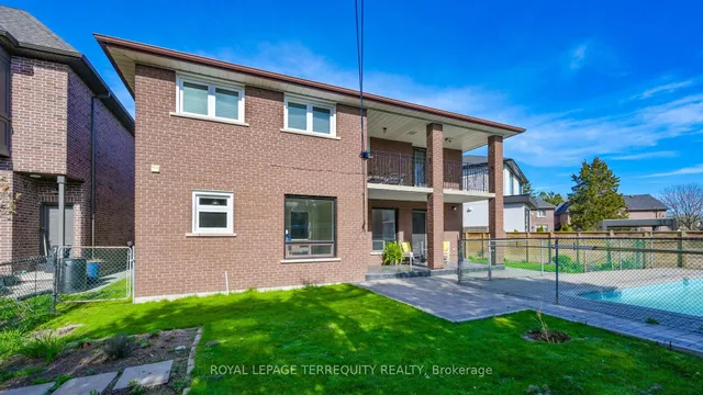 Additional property image - 8 Ashall Blvd