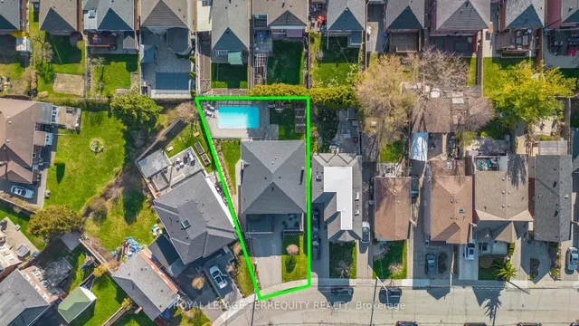 Additional property image - 8 Ashall Blvd