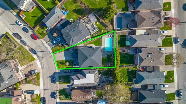 Additional property image - 8 Ashall Blvd