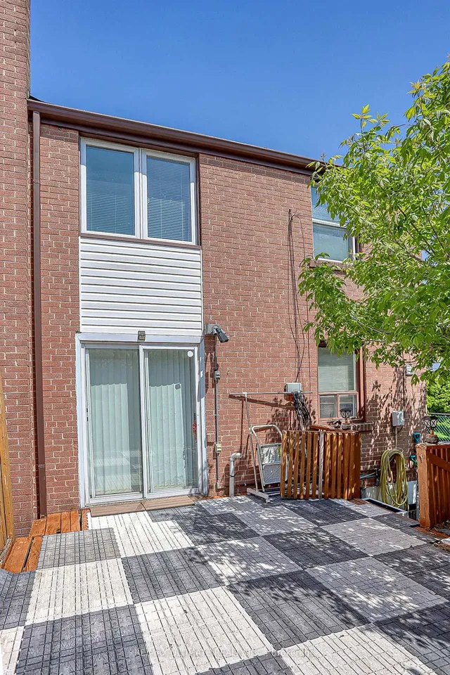 Additional property image - 43 Ashwick Dr