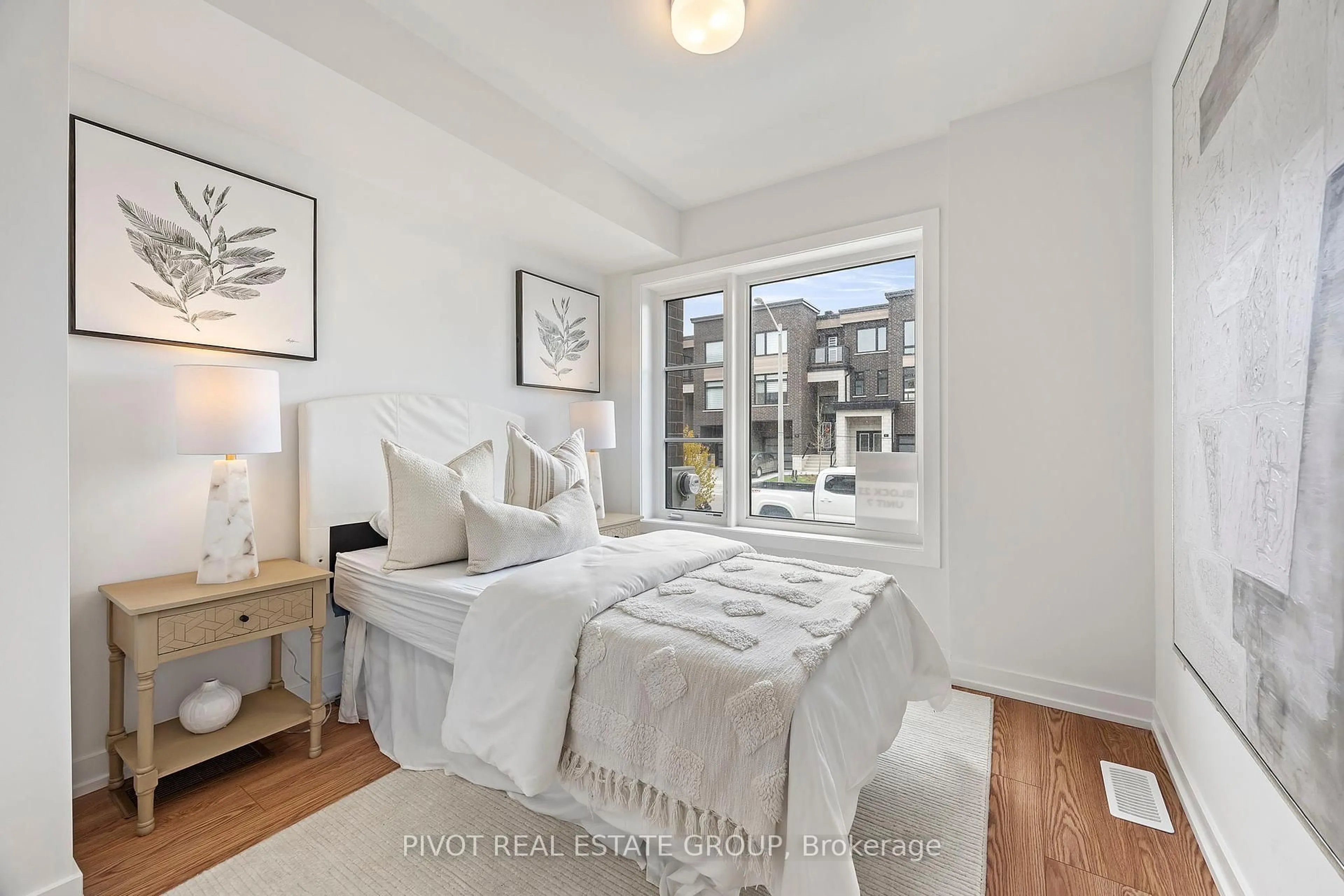 Bedroom with bed, unknown for 152 Brockley Dr, Toronto Ontario M1P 3C1