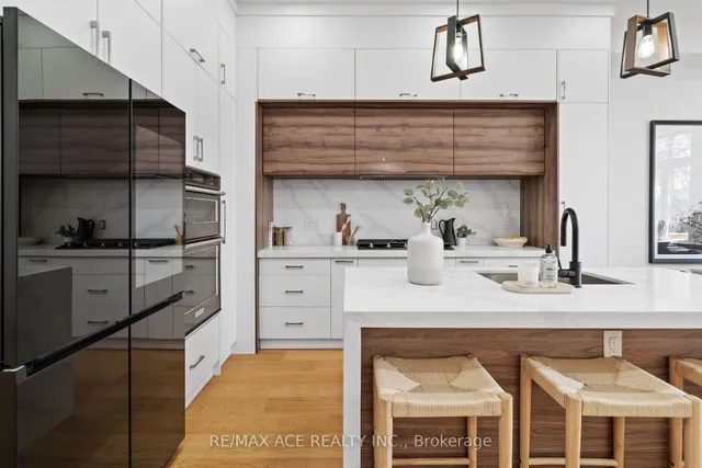Additional property image - 28 August Ave