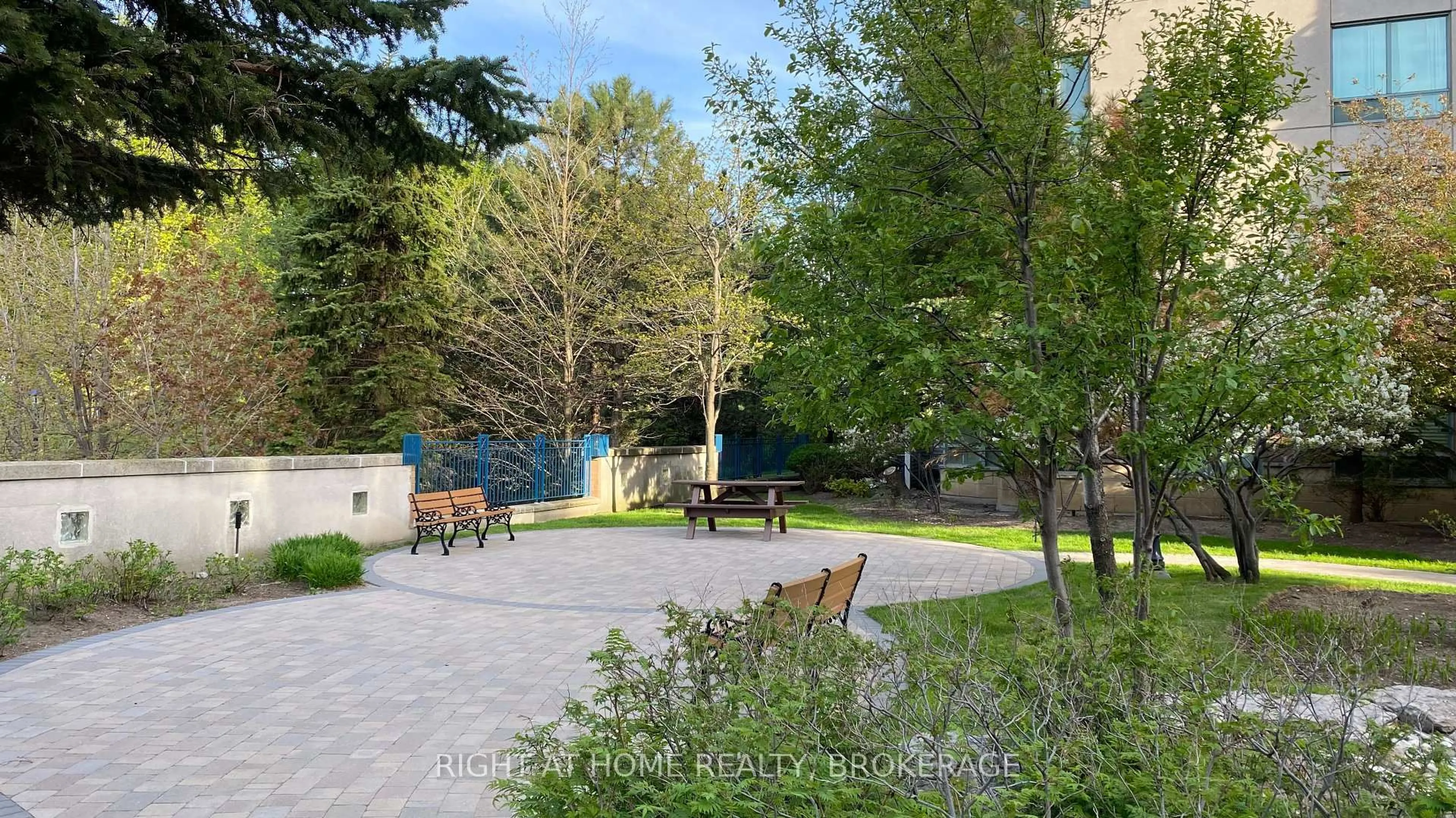 Patio, forest/trees view for 125 Omni Dr #2133, Toronto Ontario M1P 5A9