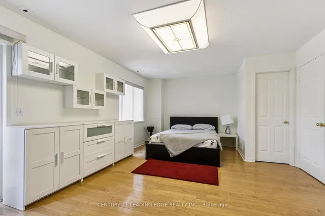 Additional property image - 83 Mondeo Dr Unit 201