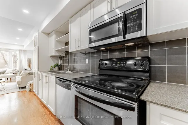 Additional property image - 817 Dundas St Unit 5