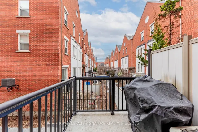 Additional property image - 817 Dundas St Unit 5