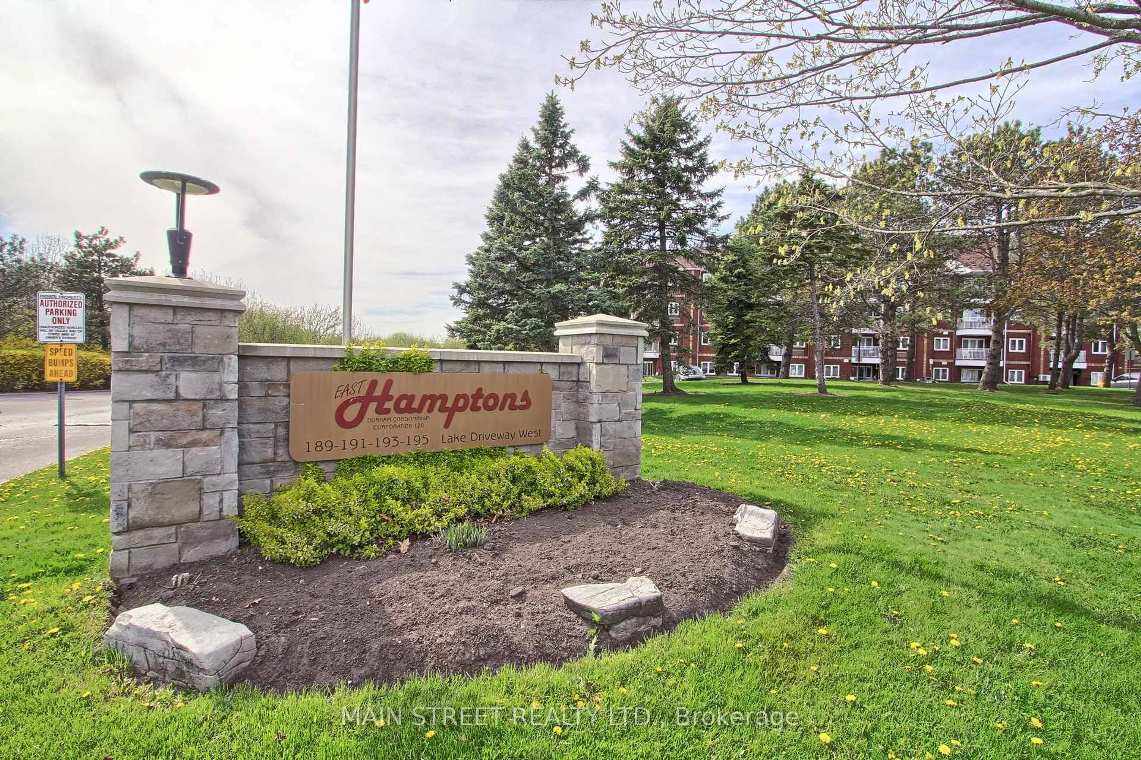Unknown for 189 Lake Driveway Dr #302, Ajax Ontario L1S 7J1