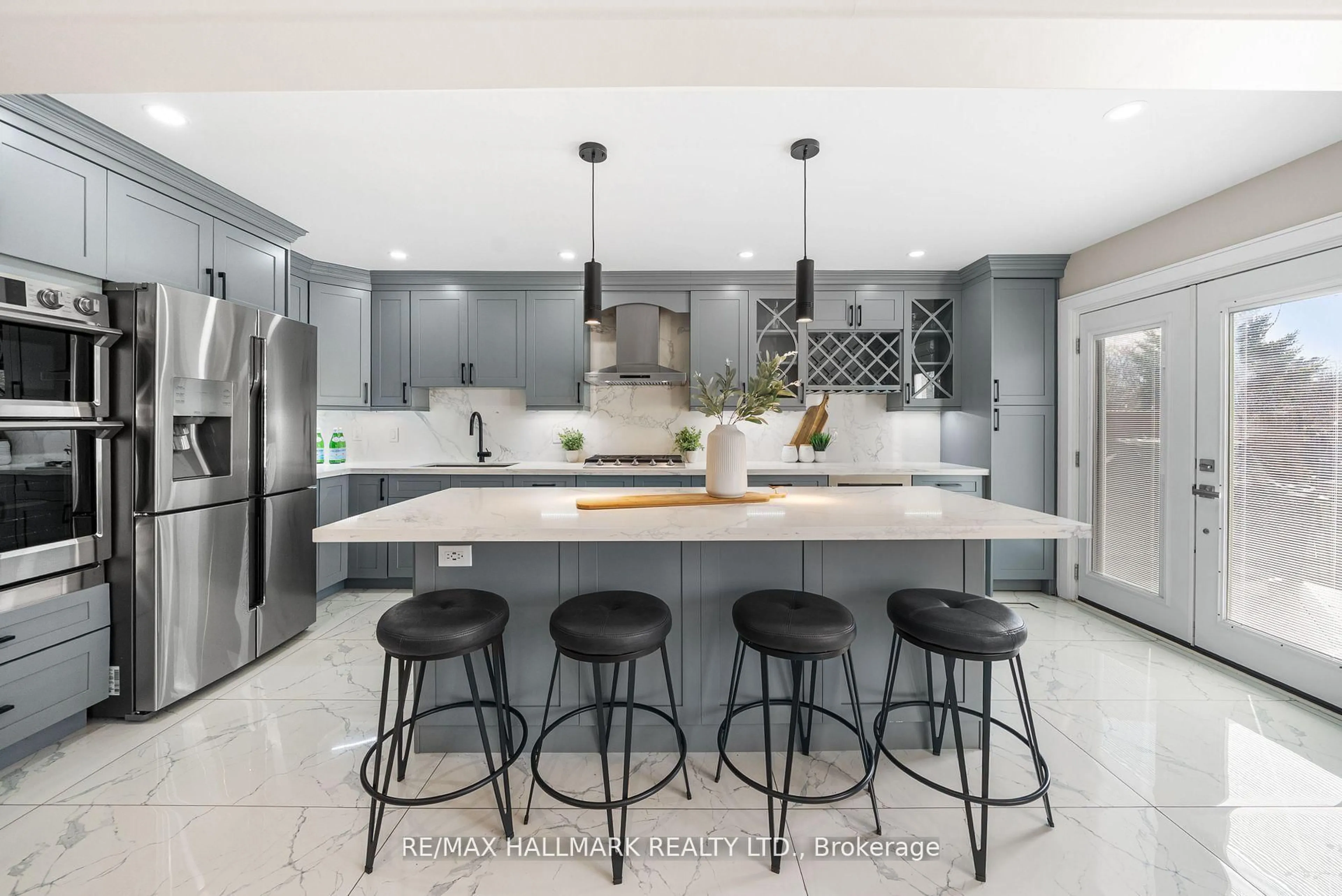 Contemporary kitchen, ceramic/tile floor for 315 Granby Crt, Pickering Ontario L1V 7B9