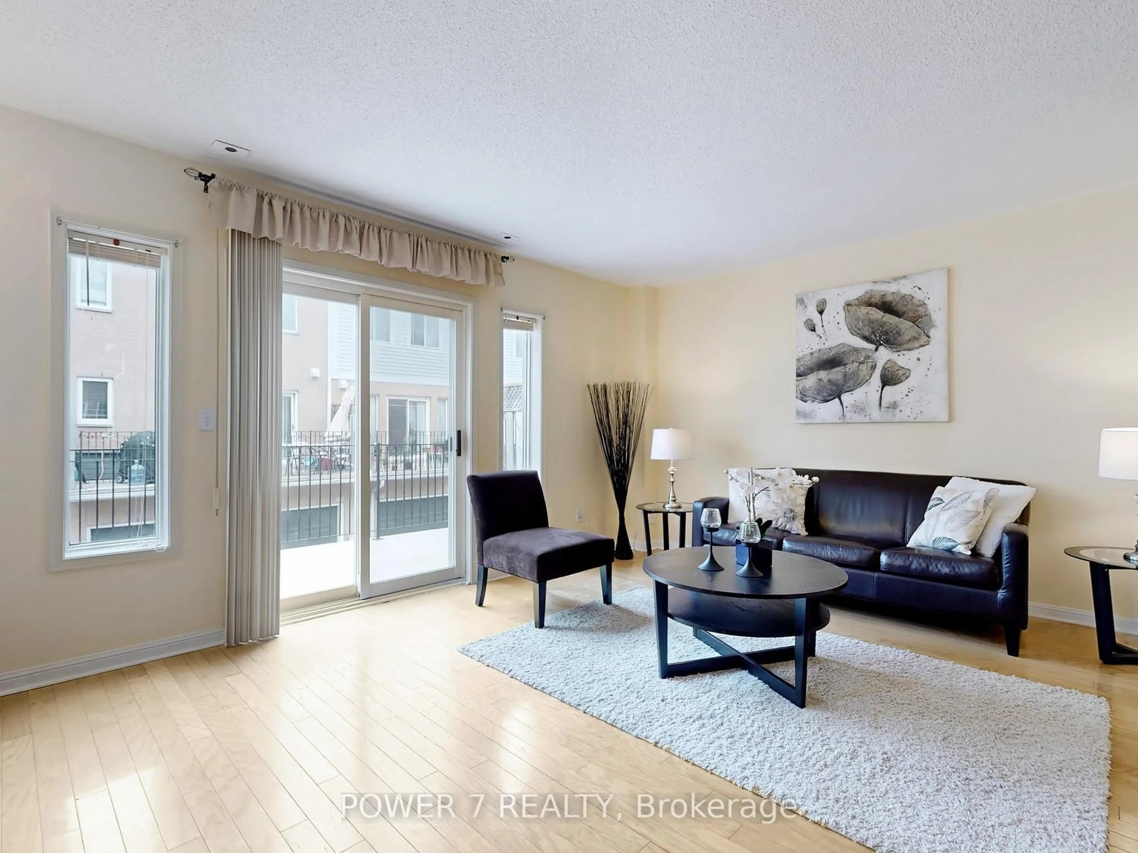 Living room with furniture, unknown for 83 Mondeo Dr #515, Toronto Ontario M1P 5B6