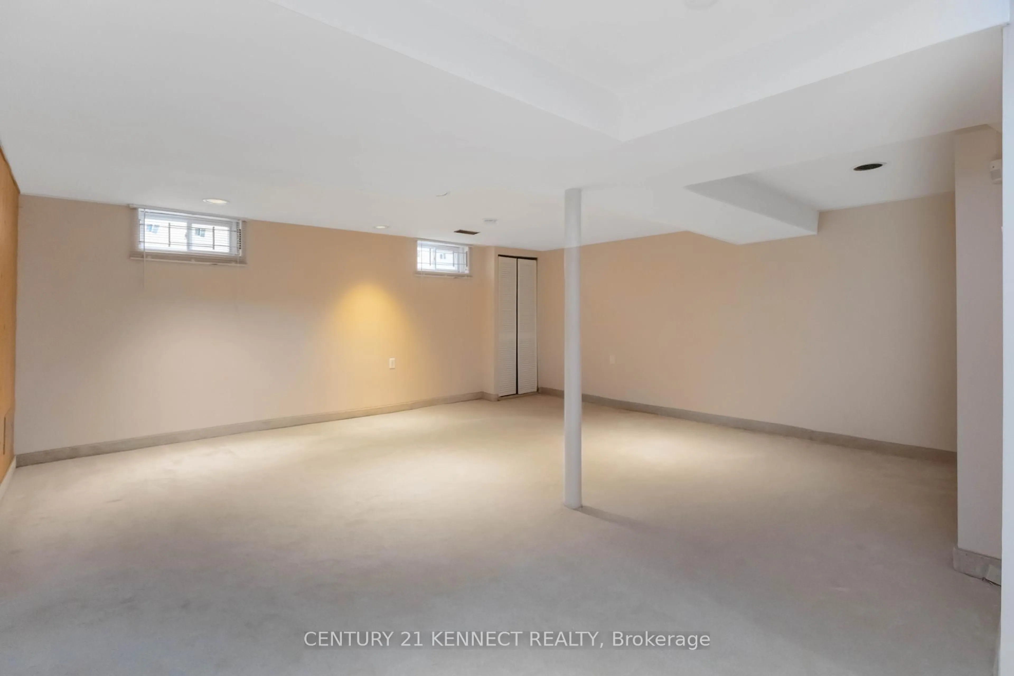 A pic of a room for 100 Briarscross Blvd, Toronto Ontario M1S 3K5