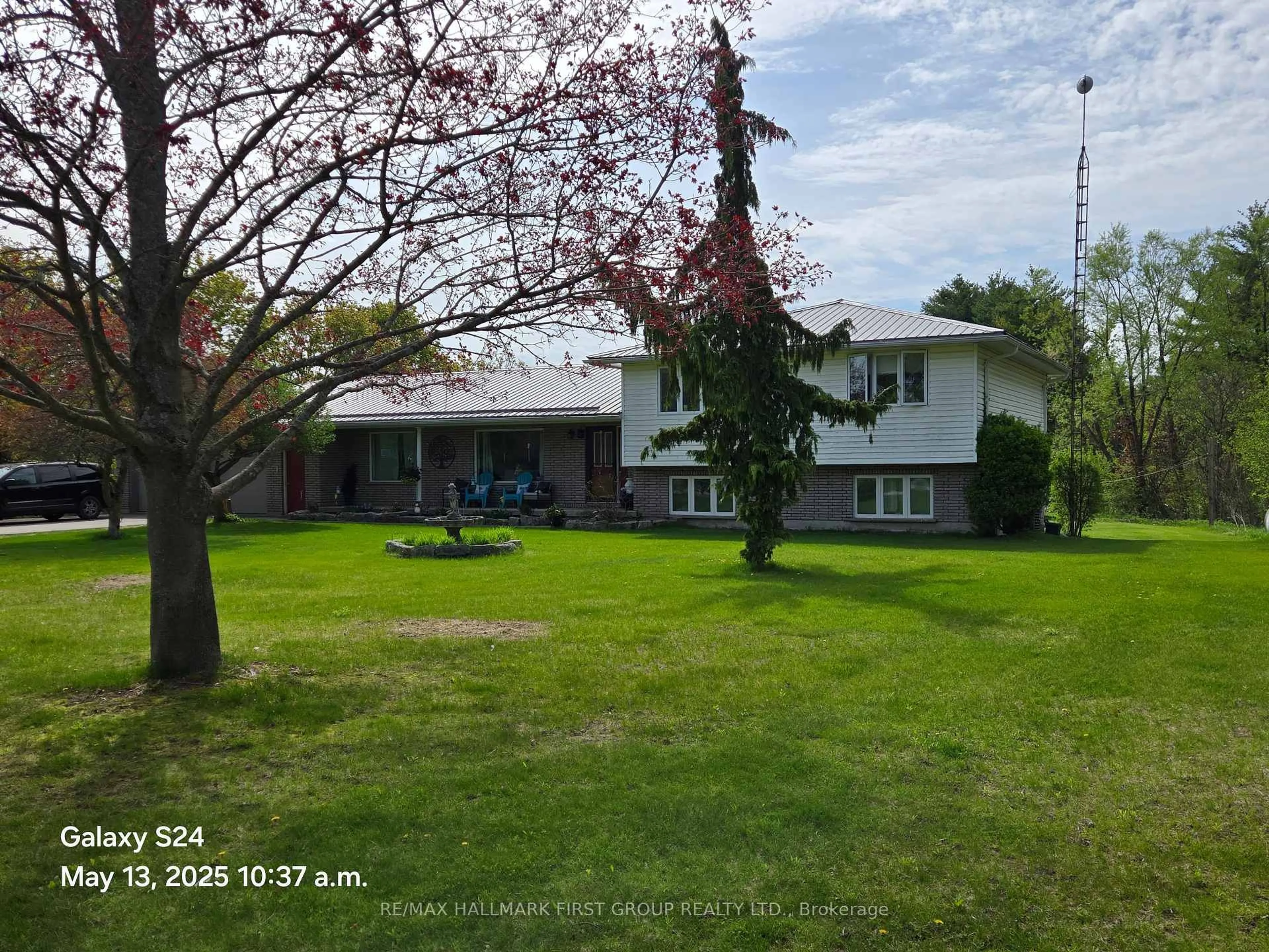 A pic from outside/outdoor area/front of a property/back of a property/a pic from drone, street for 4755 Thertell Rd, Clarington Ontario L0A 1E0