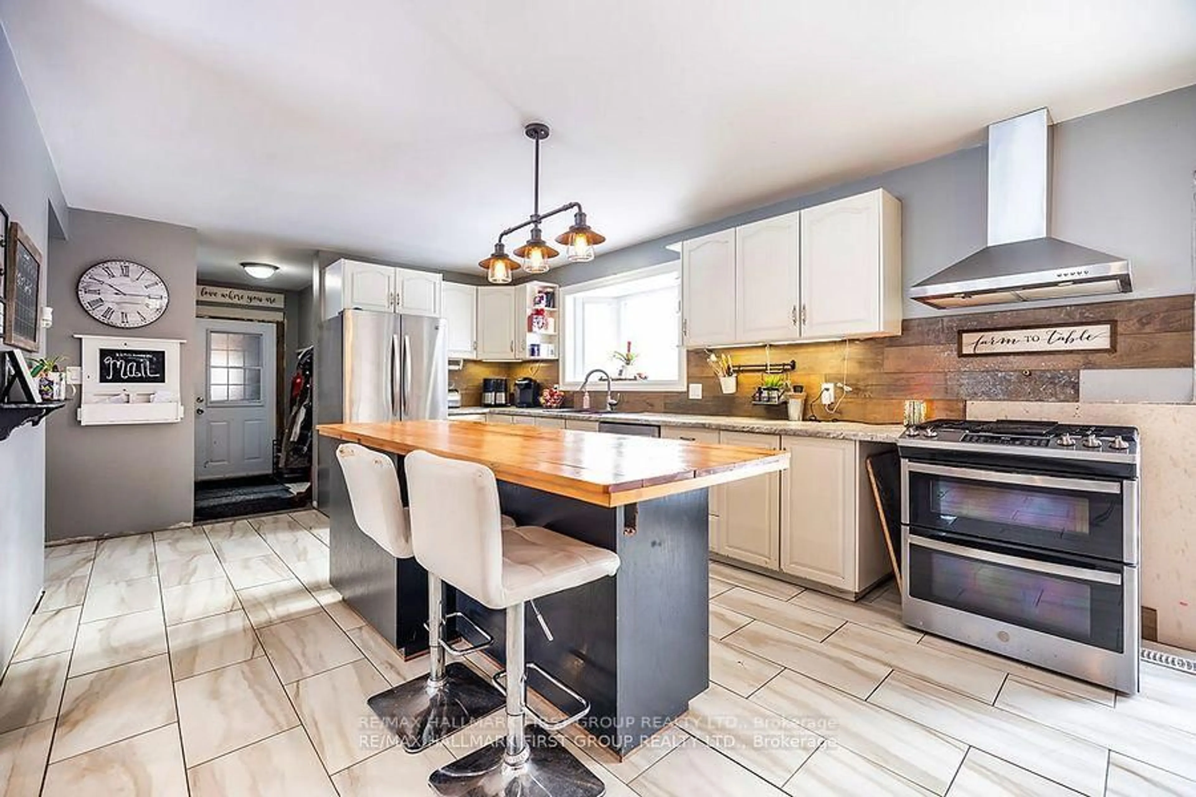 Open concept kitchen, ceramic/tile floor for 4755 Thertell Rd, Clarington Ontario L0A 1E0