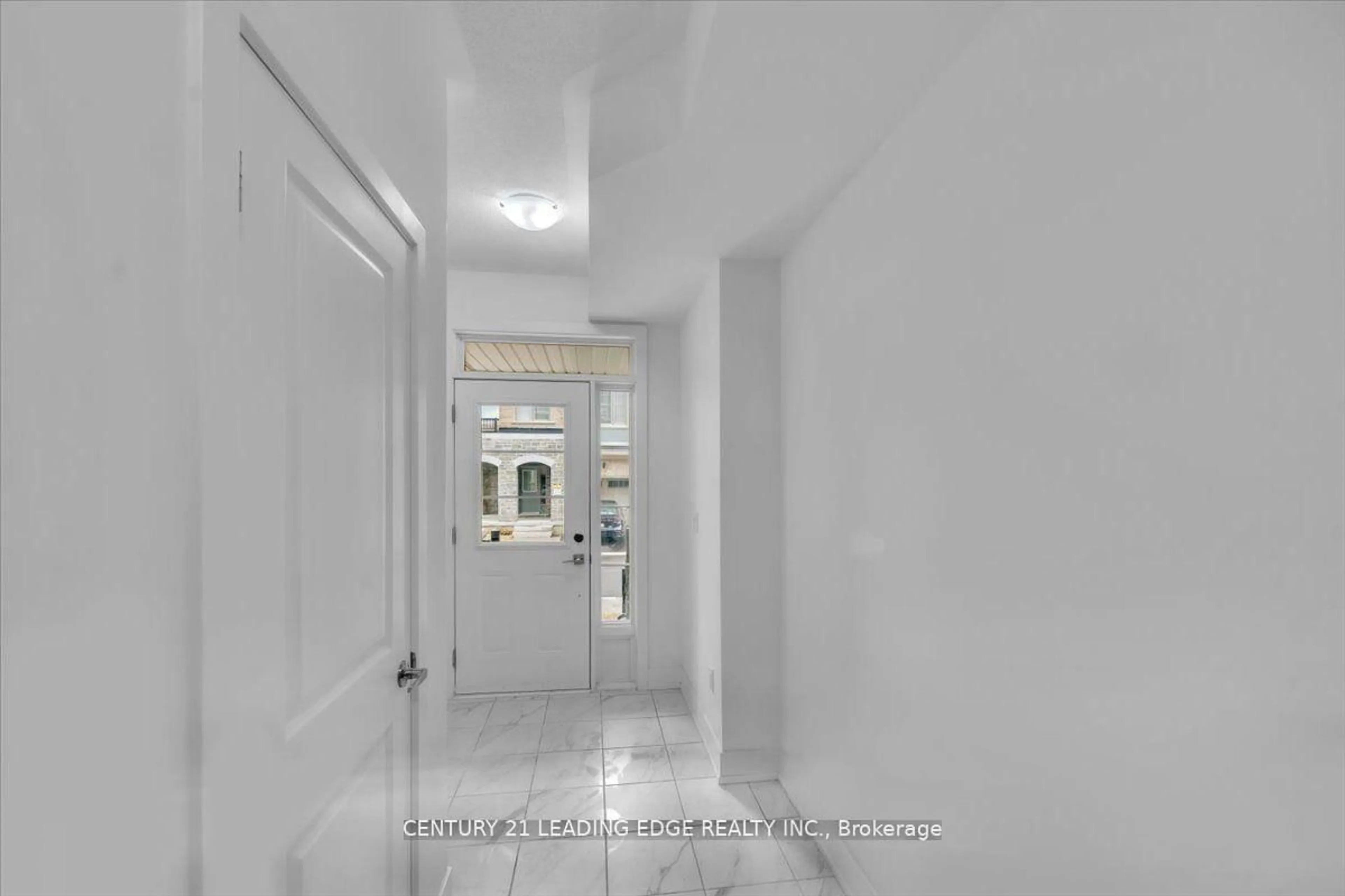 Indoor foyer for 4 Nautical Way, Whitby Ontario L1N 0N2