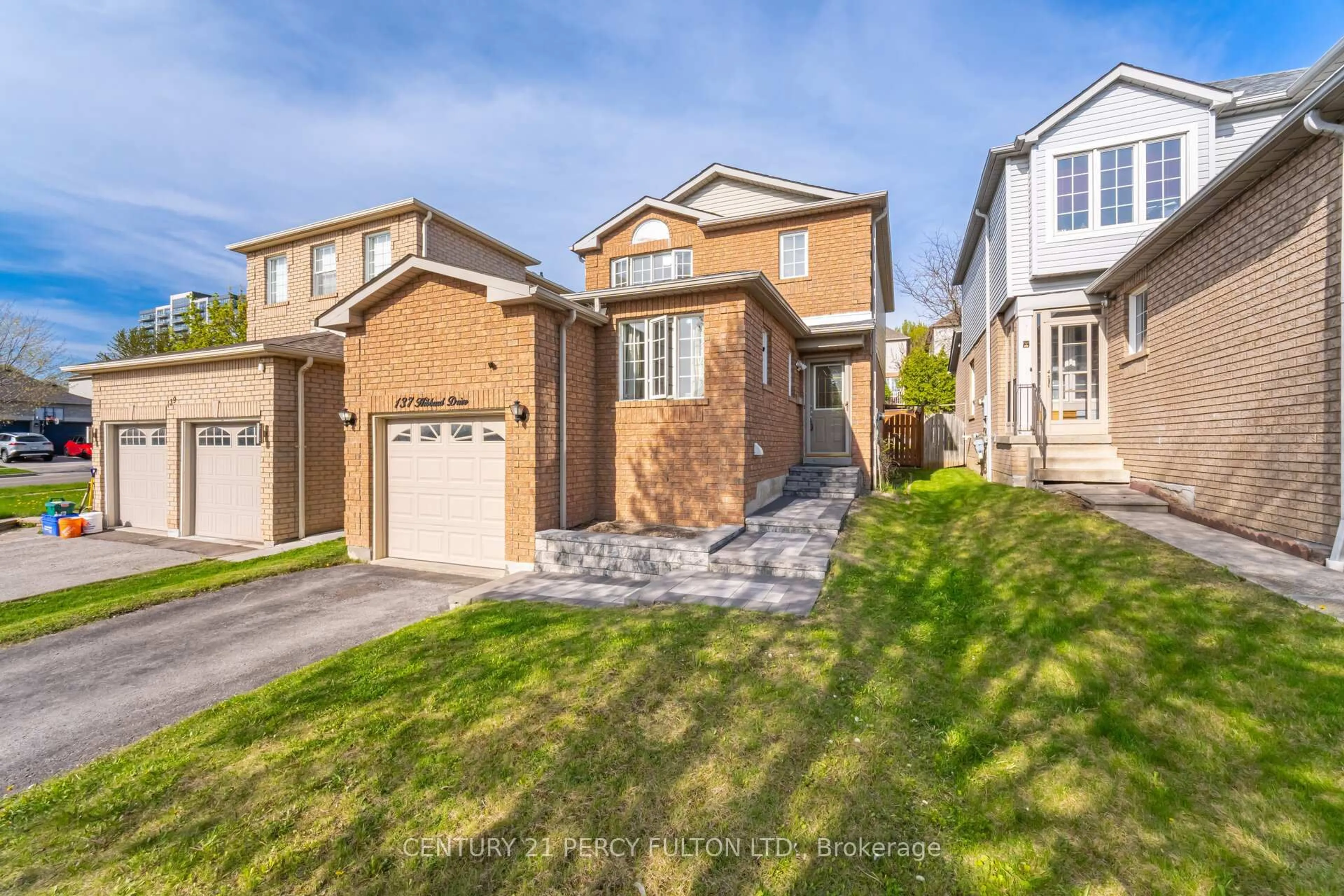 Unknown for 137 Hibbard Dr, Ajax Ontario L1Z 1G3