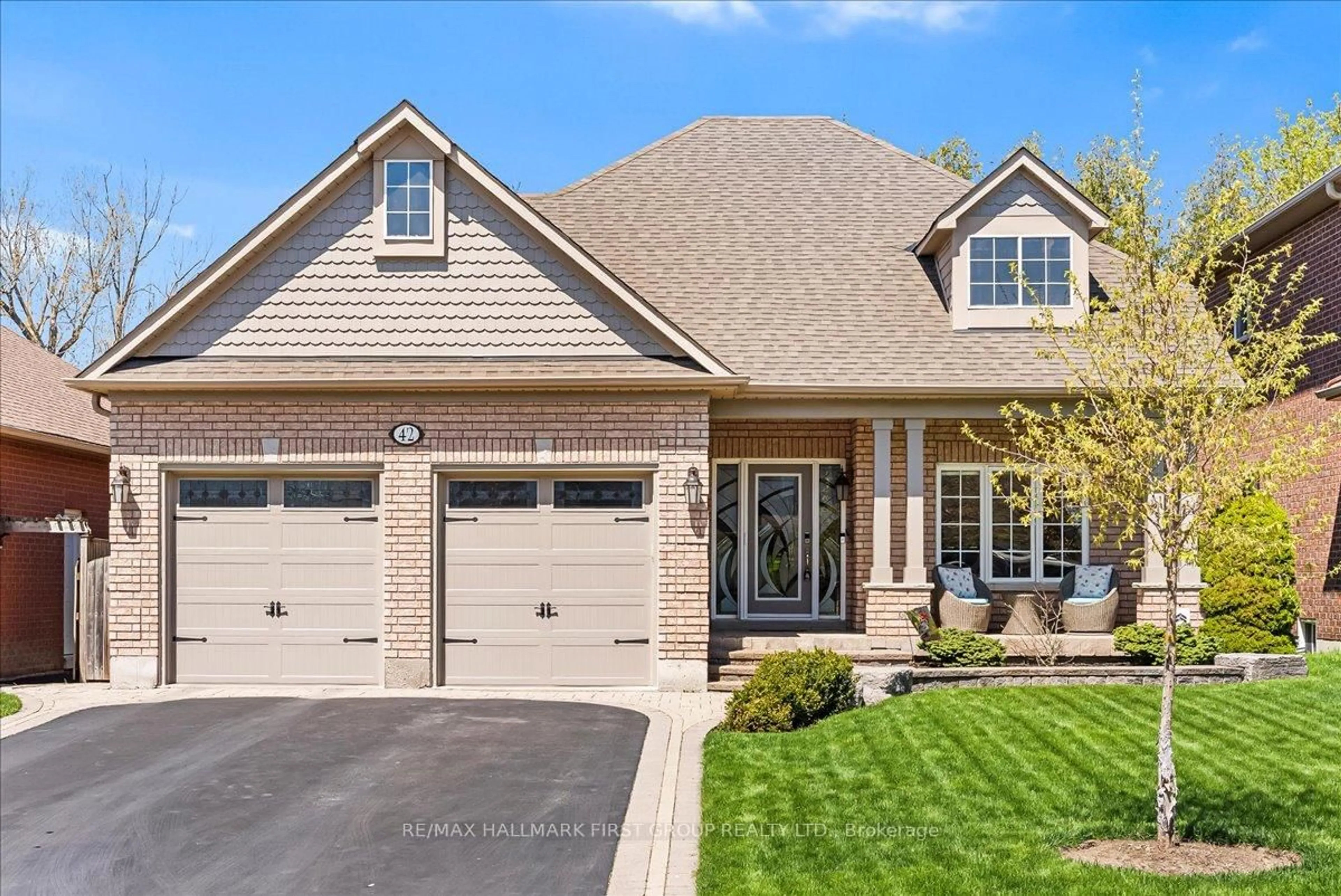Home with brick exterior material, street for 42 Don Morris Crt, Clarington Ontario L1C 5P6
