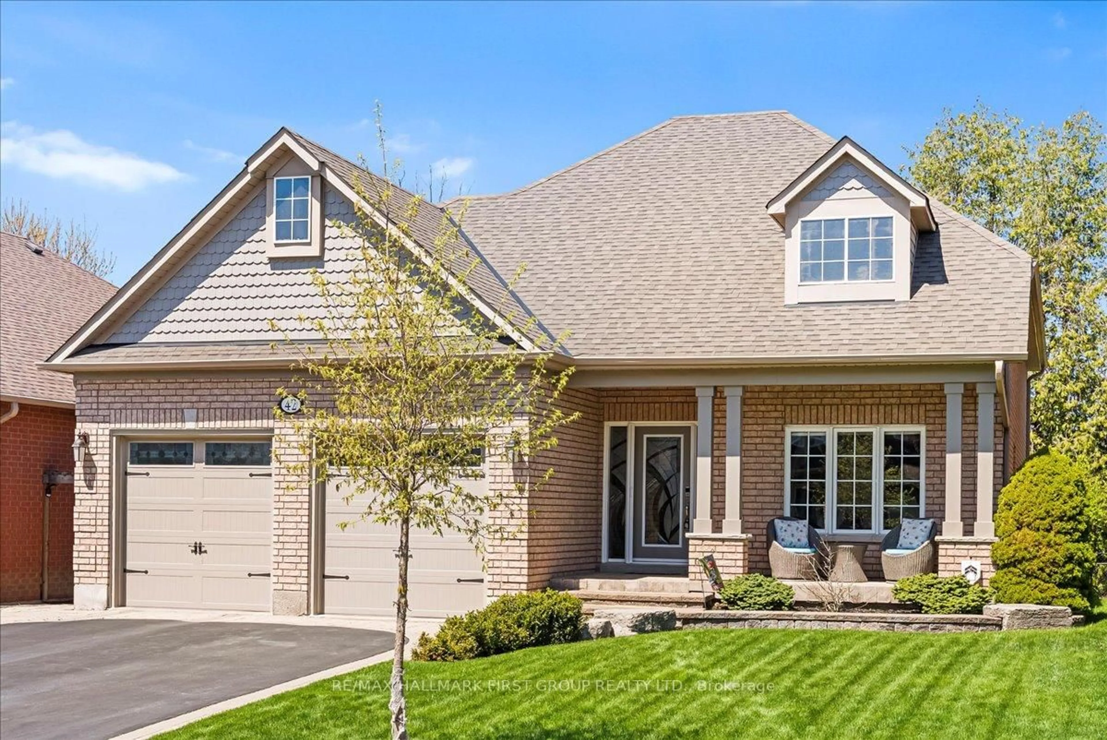 Home with brick exterior material, street for 42 Don Morris Crt, Clarington Ontario L1C 5P6