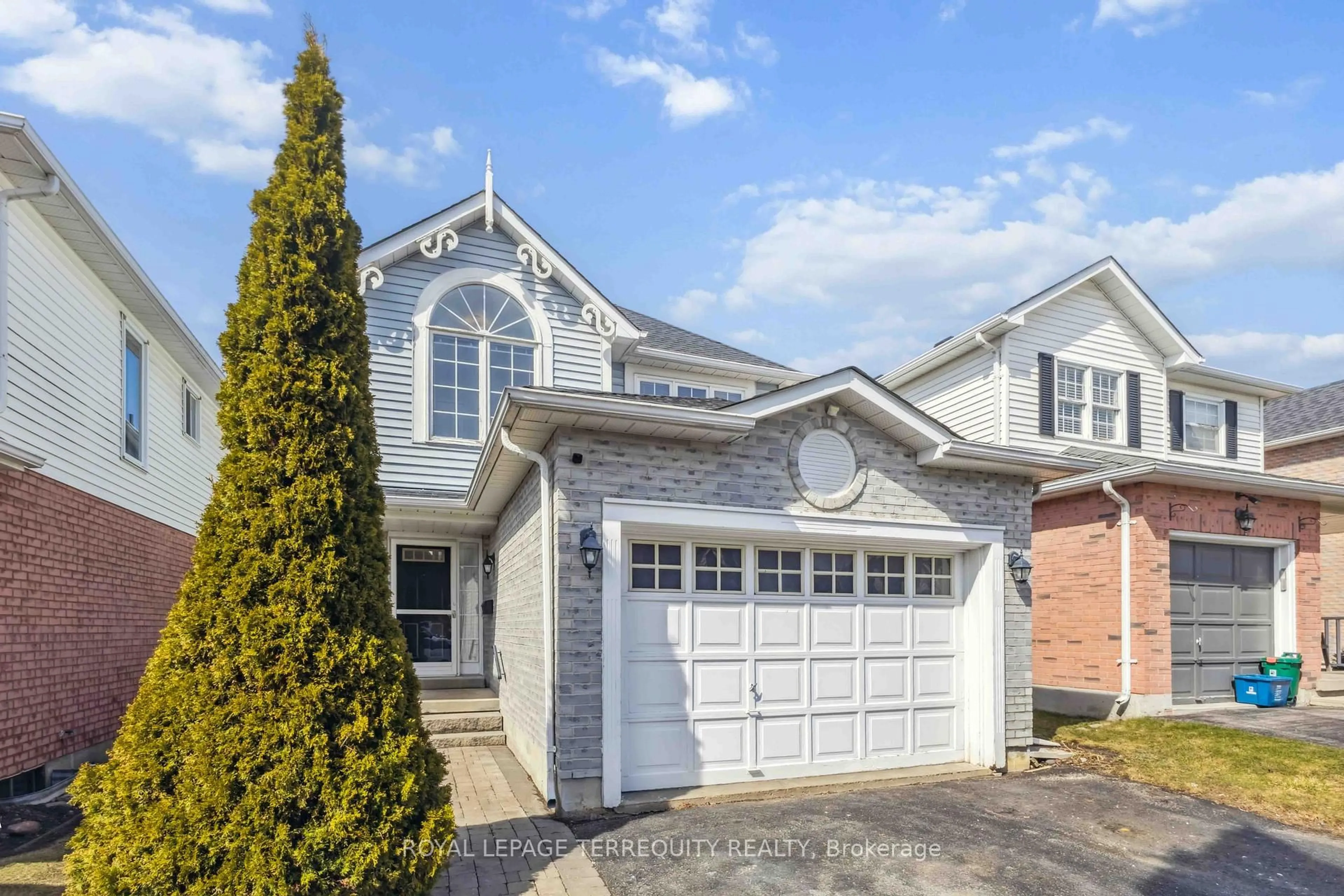 Home with vinyl exterior material, street for 1284 Dartmoor St, Oshawa Ontario L1K 2M7