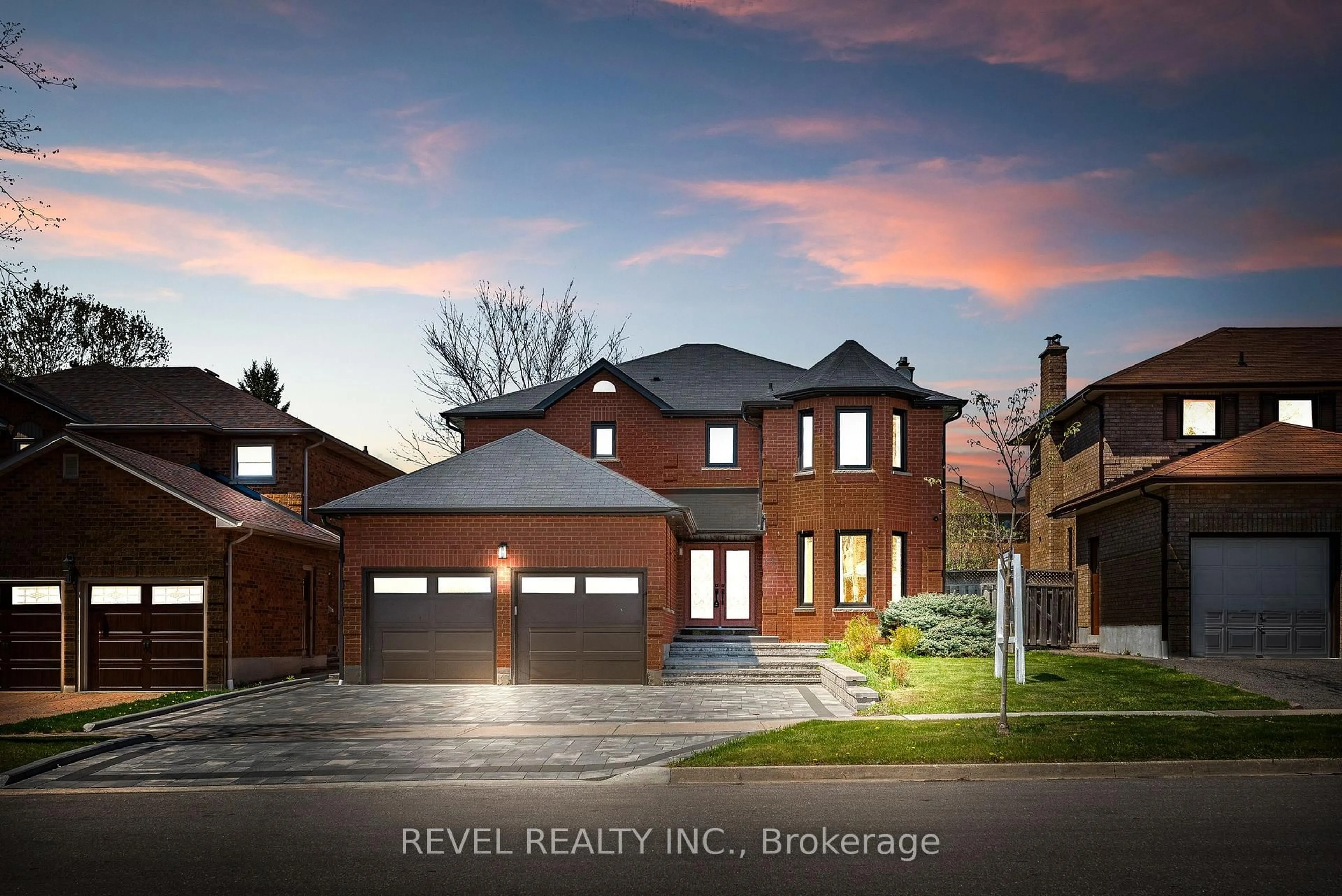 Home with brick exterior material, street for 12 Glenayr Gate, Whitby Ontario L1N 8J3
