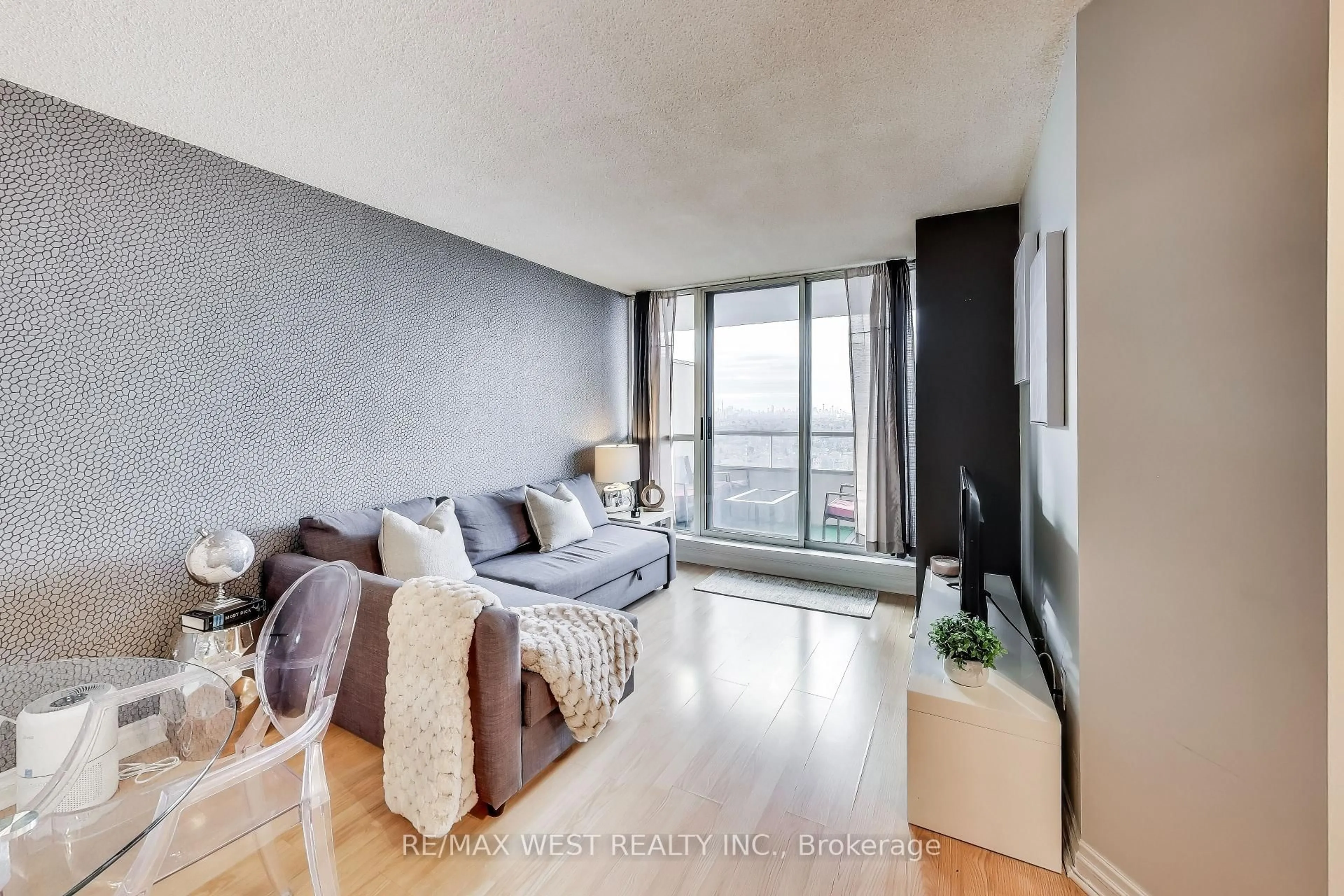 Living room with furniture, unknown for 5 Greystone Walk Dr #1917, Toronto Ontario M1K 5J5