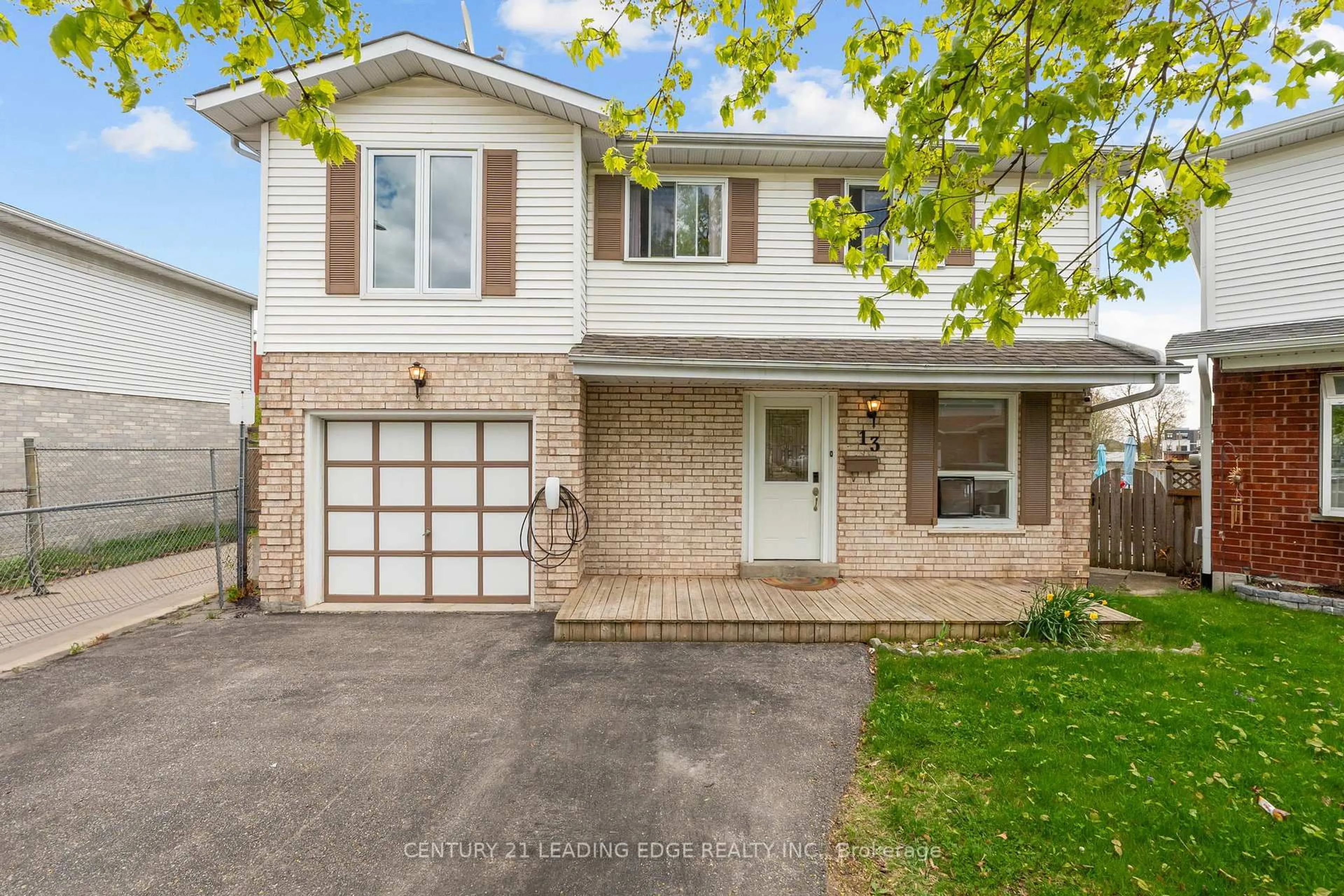 Home with vinyl exterior material, street for 13 Sylvia Crt, Clarington Ontario L1B 1J4