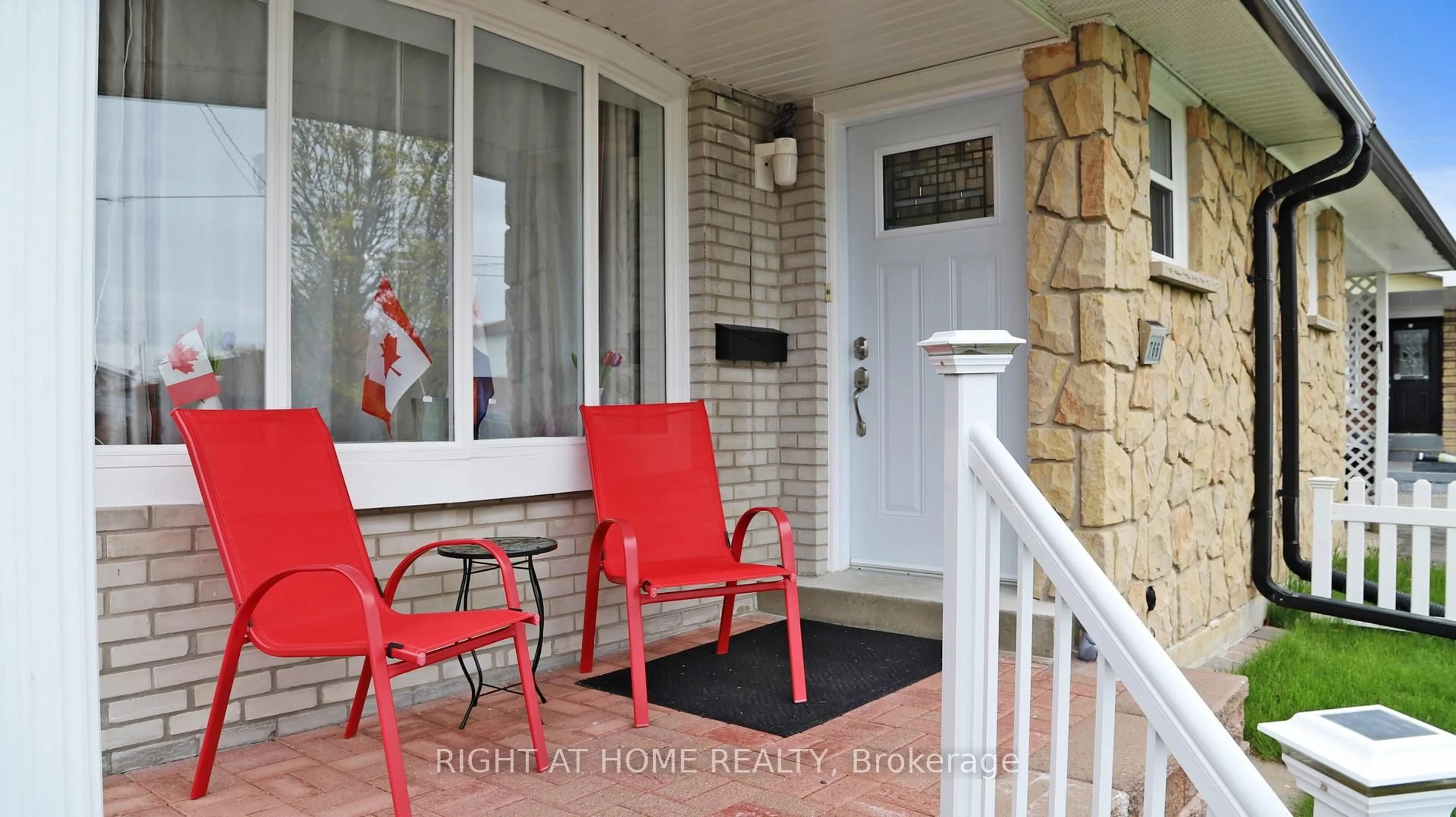 Patio, street for 766 Kenora Ave, Oshawa Ontario L1J 1K6