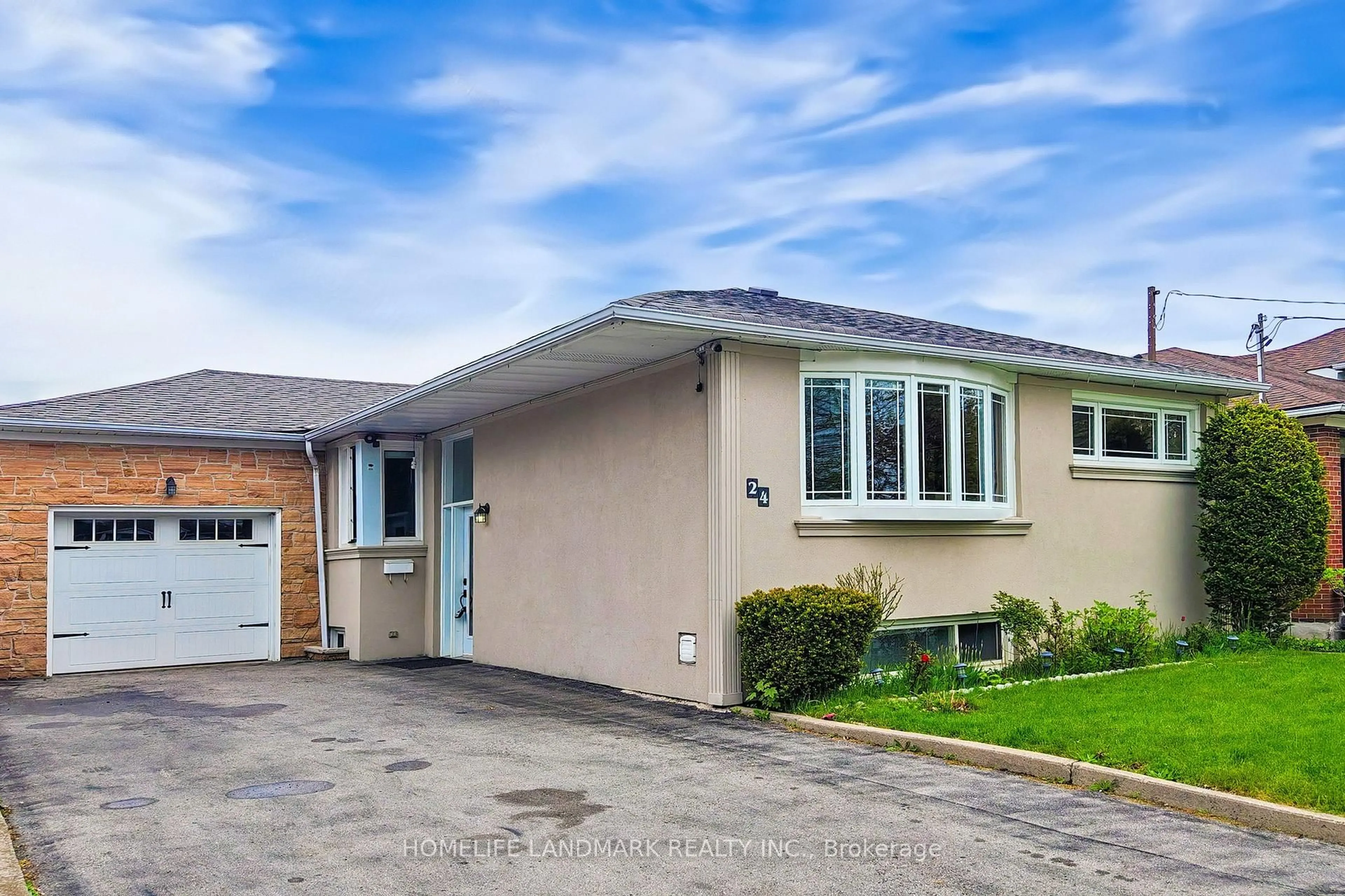 Home with vinyl exterior material, street for 24 Arnott St, Toronto Ontario M1K 4B6