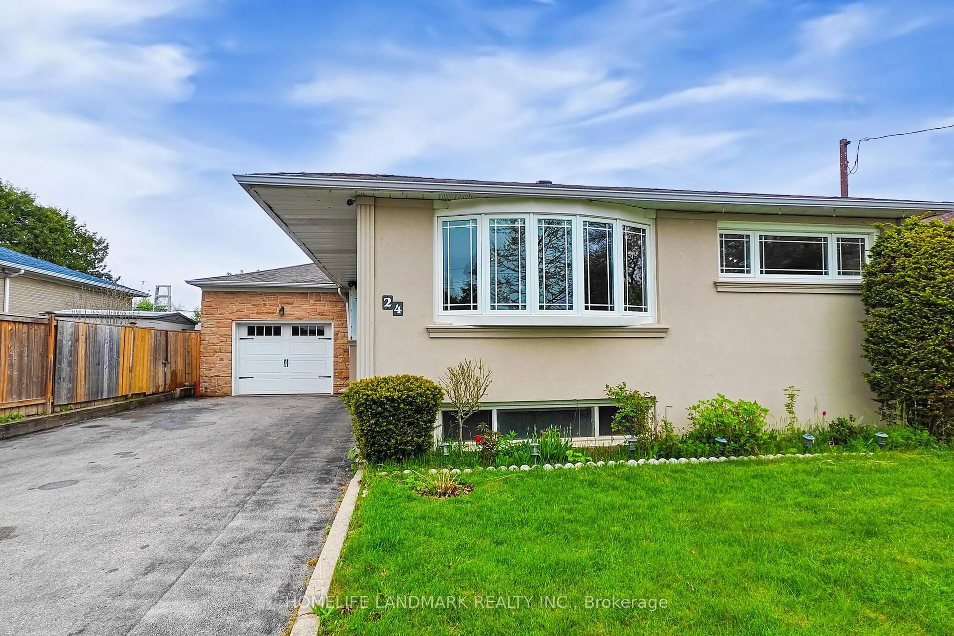 Home with vinyl exterior material, street for 24 Arnott St, Toronto Ontario M1K 4B6