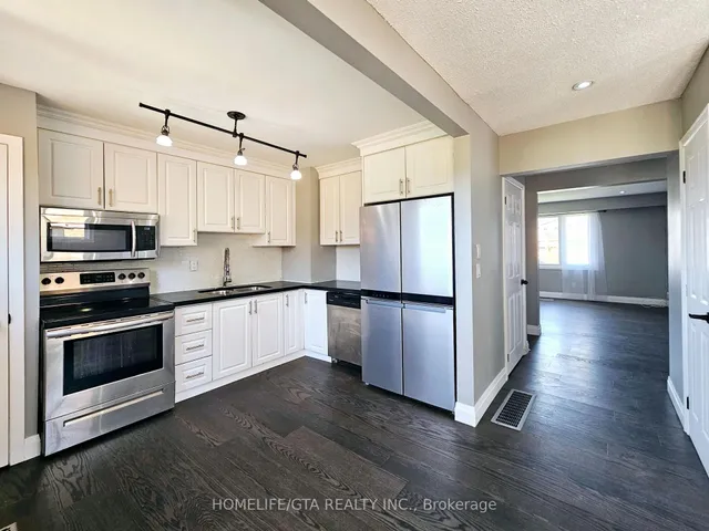 Additional property image - 43 Bradstone Sq