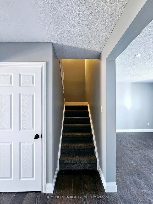 Additional property image - 43 Bradstone Sq