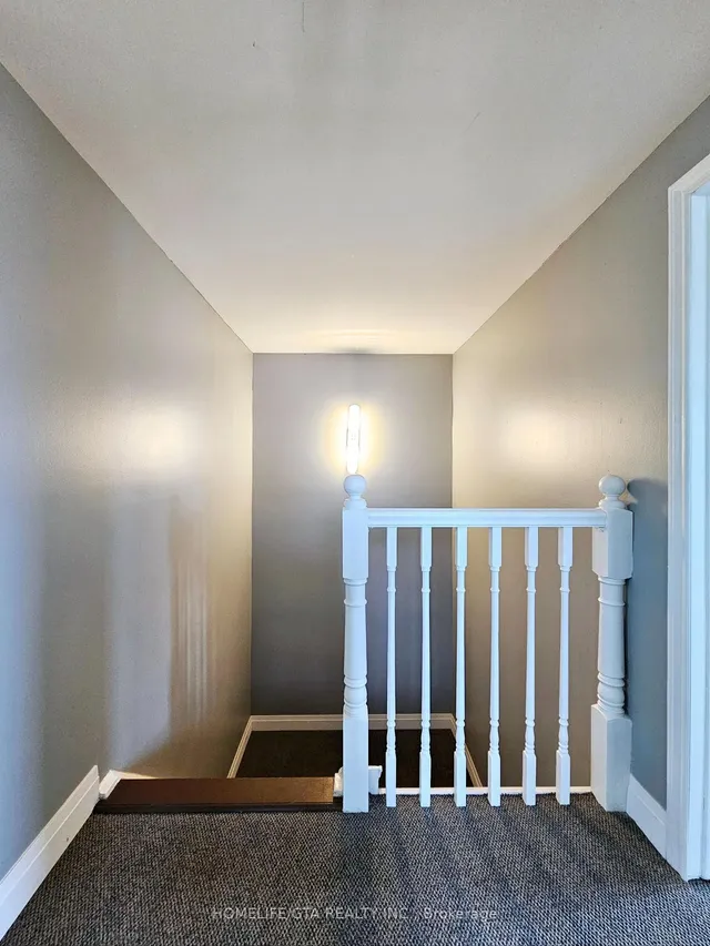 Additional property image - 43 Bradstone Sq