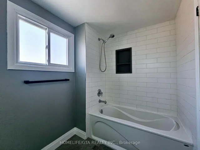 Additional property image - 43 Bradstone Sq