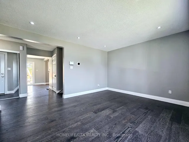 Additional property image - 43 Bradstone Sq
