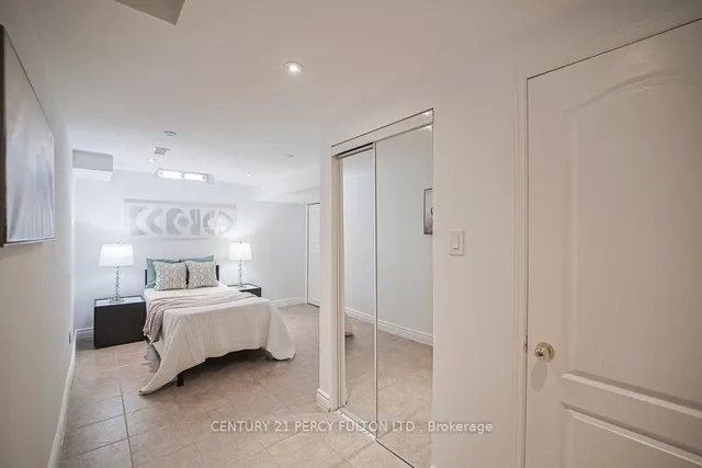 Additional property image - 74 Dunthorne Crt