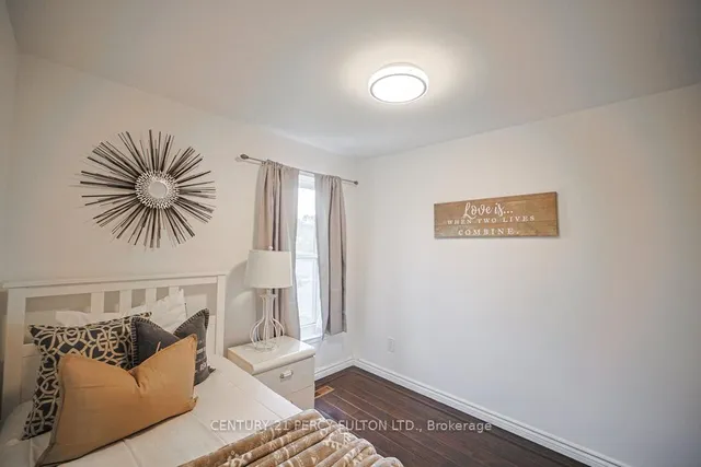 Additional property image - 74 Dunthorne Crt